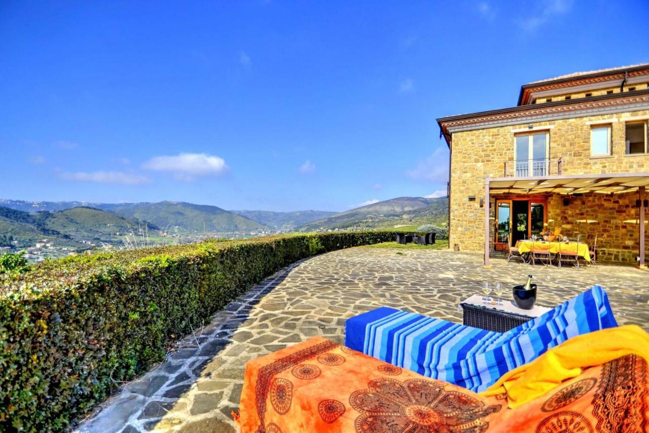 Вилла Sulle Onde Della Collina Монтекориче Экстерьер фото
